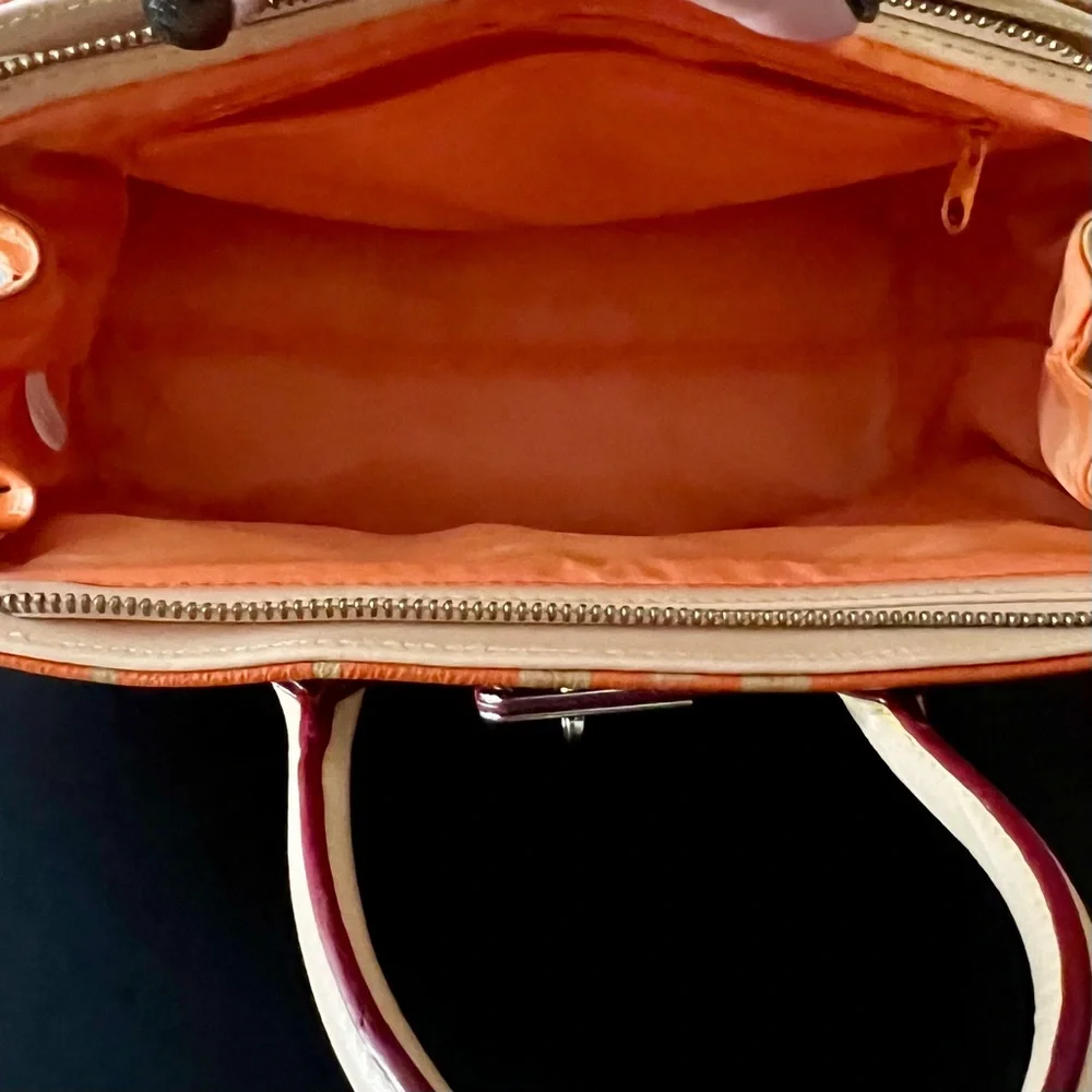 DISNEY Magic Kingdom Birkin-Inspired Satchel - Picture 10 of 12